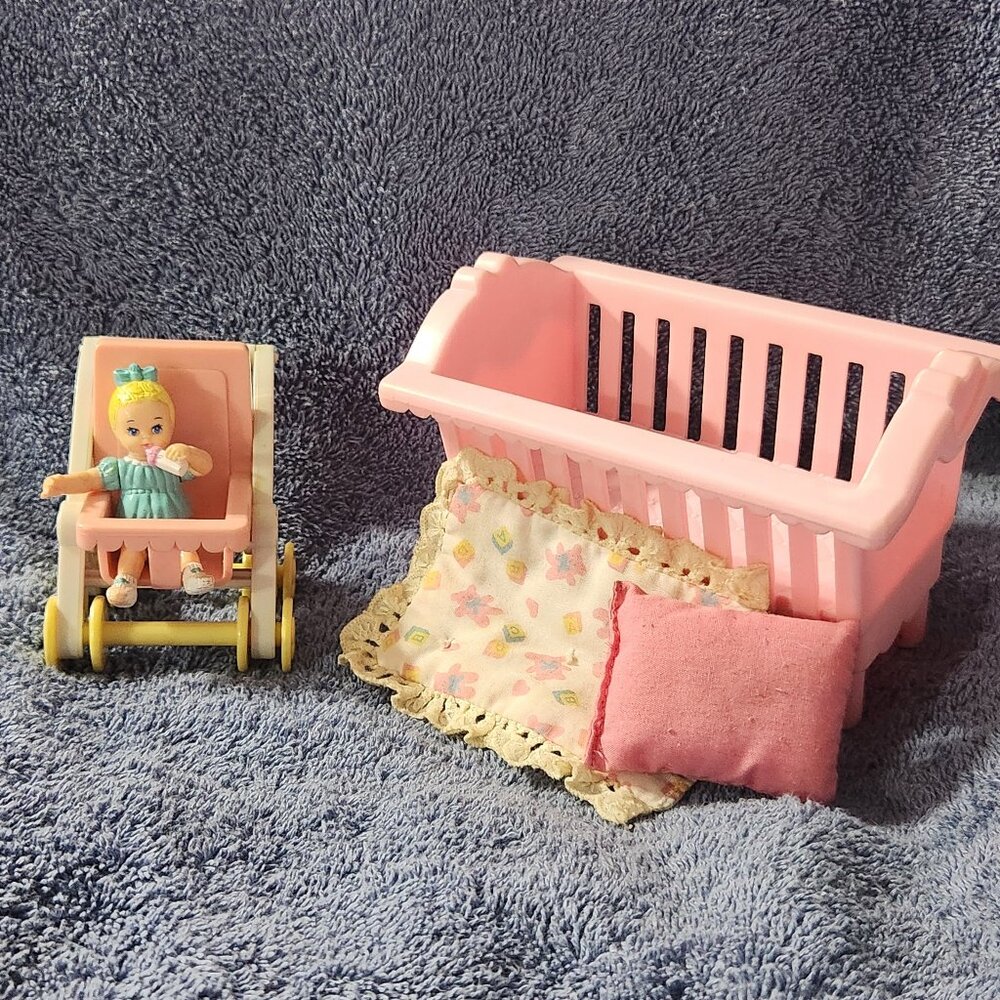 Playskool *VINTAGE* 1990's Dollhouse Set #2